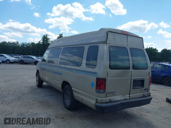 2013 Ford Econoline Cargo Commercial with VIN 1FTNS2EW8DDA88142, listed as a IAAI auction lot 42815258 with 326,304 mi miles and . Bid and sale history available at DreamBid. Image 3.