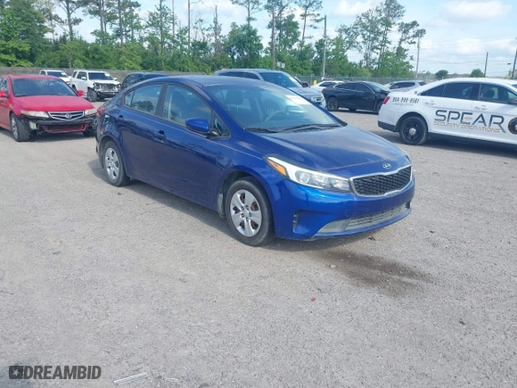 2018 Kia Forte LX with VIN 3KPFK4A71JE226693, listed as a IAAI auction lot 42094700 with 140,906 mi miles. Bid and sale history available at carsss.com. Image 1.