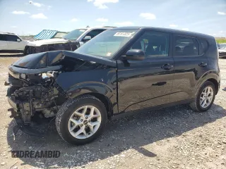 2023 Kia Soul LX with VIN KNDJ23AU0P7849953, listed as a Copart auction lot 56181825 with 13,656 mi miles and Salvage Title. Bid and sale history available at DreamBid. Image 1.