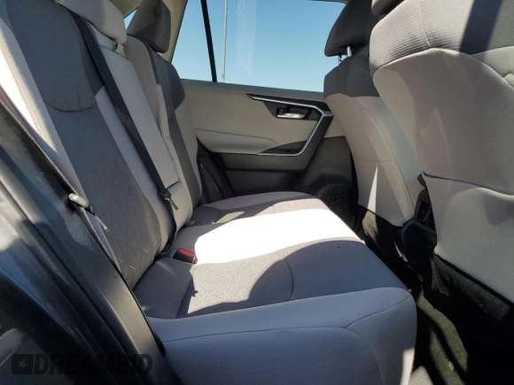 2020 Toyota RAV4 XLE with VIN 2T3W1RFV8LW070246, listed as a Copart auction lot 65072185 with 61,339 mi miles and Salvage title. Bid and sale history available at DreamBid. Image 10.