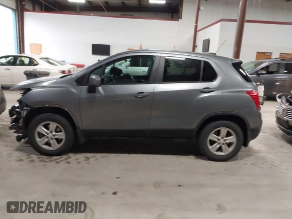 2020 Chevrolet Trax LS z VIN 3GNCJNSB8LL183510, wystawiony jako IAAI lot #42198485 z przebiegiem 115 502 mil mil oraz . Historia ofert i sprzedaży dostępna na DreamBid. Obrazek 15.