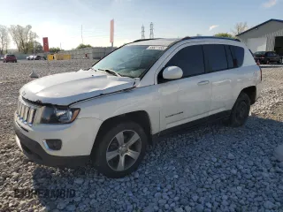 2017 Jeep Compass High Altitude with VIN 1C4NJCEB1HD199112, listed as a Copart auction lot 55627155 with 184,536 mi miles and Salvage title. Bid and sale history available at DreamBid. Image 1.