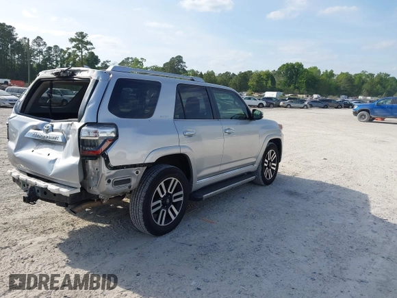 2014 Toyota 4Runner Limited with VIN JTEBU5JR9E5182133, listed as a IAAI auction lot 42081836 with 129,000 mi miles. Bid and sale history available at carsss.com. Image 4.