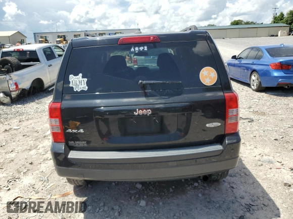 2015 Jeep Patriot High Altitude z VIN 1C4NJRFB5FD270763, wystawiony jako Copart lot #64679485 z przebiegiem 136 067 mil mil oraz Szkoda całkowita • Salvage title. Historia ofert i sprzedaży dostępna na DreamBid. Obrazek 6.
