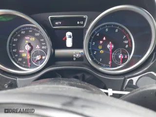 2017 Mercedes-Benz GLE with VIN 4JGDA5HB9HA992609, listed as a IAAI auction lot 41724638 with 205,921 mi miles. Bid and sale history available at carsss.com. Image 7.