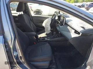 2021 Toyota Corolla LE with VIN JTDEPMAE7MJ144664, listed as a IAAI auction lot 42269698 with 23,500 mi miles and . Bid and sale history available at DreamBid. Image 5.