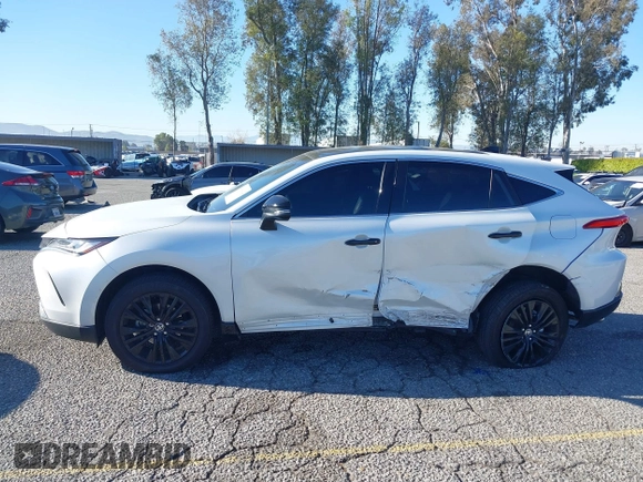 2023 Toyota Venza LE z VIN JTEAAAAH8PJ144374, wystawiony jako IAAI lot #41860924 z przebiegiem 23 281 mil mil oraz . Historia ofert i sprzedaży dostępna na DreamBid. Obrazek 14.