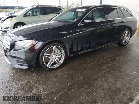 2017 Mercedes-Benz E-Class E 400 Luxury with VIN WDDZH6GB3HA215040, listed as a Copart auction lot 43422603 with 59,315 mi miles. Bid and sale history available at carsss.com. Image 1.