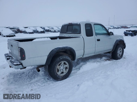 2002 Toyota Tacoma with VIN 5TEWM72N32Z145245, listed as a Copart auction lot 87313624 with 206,387 mi miles and Clean title. Bid and sale history available at DreamBid. Image 3.