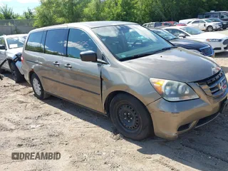 2008 Honda Odyssey LX with VIN 5FNRL38298B009542, listed as a IAAI auction lot 42777075 with 141,841 mi miles and . Bid and sale history available at DreamBid. Image 1.