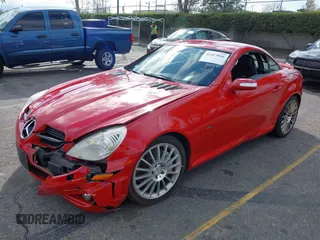 2008 Mercedes-Benz SLK 55 AMG with VIN WDBWK73F08F179225, listed as a IAAI auction lot 41423046 with 104,329 mi miles and . Bid and sale history available at DreamBid. Image 17.