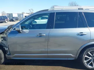 2019 Volvo XC90 Momentum with VIN YV4A22PK5K1436905, listed as a IAAI auction lot 41709594 with 78,424 mi miles. Bid and sale history available at carsss.com. Image 14.