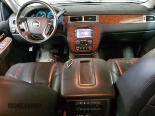 2008 Chevrolet Suburban LTZ with VIN 3GNFC16048G159049, listed as a Copart auction lot 65454764 with 251,431 mi miles and Salvage Title. Bid and sale history available at carsss.com. Image 8.