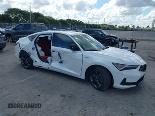2024 Acura Integra w/A-Spec Technology Package with VIN 19UDE4H69RA018119, listed as a IAAI auction lot 41561088 with 2,665 mi miles. Bid and sale history available at carsss.com. Image 1.