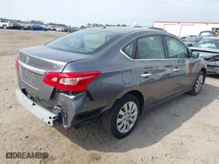 2017 Nissan Sentra SV with VIN 3N1AB7AP3HL710367, listed as a IAAI auction lot 41844066 with 140,972 mi miles. Bid and sale history available at carsss.com. Image 4.