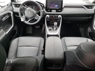 2021 Toyota RAV4 XLE Premium with VIN 2T3C1RFV5MC132613, listed as a Copart auction lot 59690715 with 15,491 mi miles and Salvage title. Bid and sale history available at DreamBid. Image 8.