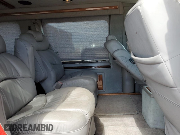 2000 Chevrolet Express Cargo YF7 with VIN 1GBFG15R6Y1185264, listed as a Copart auction lot 61132965 with 147,777 mi miles and Salvage title. Bid and sale history available at DreamBid. Image 11.