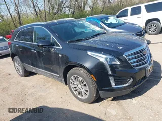 2017 Cadillac XT5 Luxury AWD z VIN 1GYKNDRS4HZ184818, wystawiony jako IAAI lot #42000747 z przebiegiem 46 633 mil mil oraz . Historia ofert i sprzedaży dostępna na DreamBid. Obrazek 1.