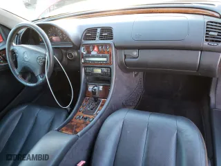 2002 Mercedes-Benz CLK-Class with VIN WDBLK65G02T113270, listed as a Copart auction lot 77427374 with 169,970 mi miles and Salvage Title. Bid and sale history available at carsss.com. Image 8.