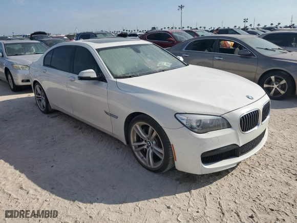2013 BMW 7 Series 740Li with VIN WBAYE4C57DD137483, listed as a Copart auction lot 75406244 with 0 mi miles and Salvage Title. Bid and sale history available at carsss.com. Image 4.