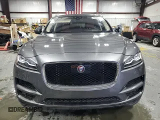 2019 Jaguar F-Pace 30t Portfolio z VIN SADCN2GX9KA357787, wystawiony jako Copart lot #56532995 z przebiegiem 97 594 mil mil oraz Czysty tytuł • Clean title. Historia ofert i sprzedaży dostępna na DreamBid. Obrazek 5.
