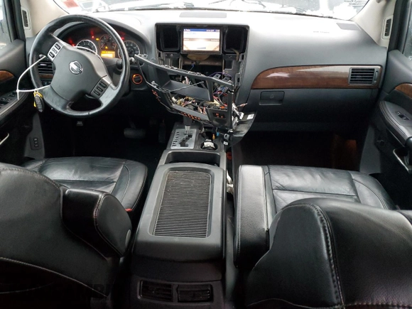 2010 Nissan Armada SE z VIN 5N1AA0NC8AN603668, wystawiony jako Copart lot #42675575 z przebiegiem 149 914 mil mil oraz Szkoda całkowita • Salvage title. Historia ofert i sprzedaży dostępna na DreamBid. Obrazek 8.