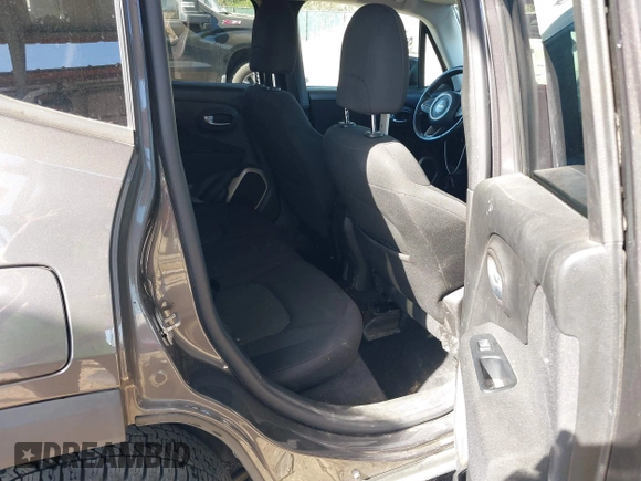 2017 Jeep Renegade Latitude z VIN ZACCJBBB8HPF61752, wystawiony jako IAAI lot #42096538 z przebiegiem 97 204 mil mil oraz . Historia ofert i sprzedaży dostępna na DreamBid. Obrazek 8.