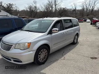 2011 Chrysler Town & Country Limited with VIN 2A4RR6DGXBR783676, listed as a Copart auction lot 47818865 with 126,082 mi miles and Clean Title. Bid and sale history available at carsss.com. Image 2.