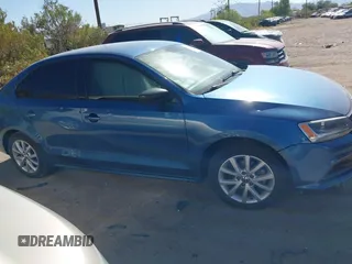 2015 Volkswagen Jetta SE with VIN 3VWD17AJ5FM257947, listed as a IAAI auction lot 42288711 with 139,800 mi miles and . Bid and sale history available at DreamBid. Image 12.