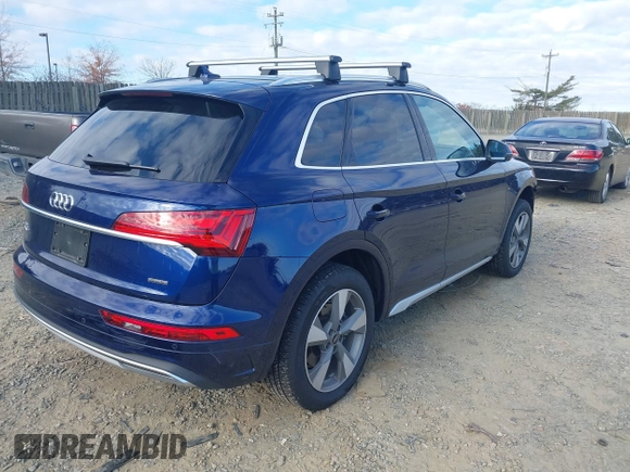 2024 Audi Q5 Premium with VIN WA1ABAFYXR2004201, listed as a IAAI auction lot 40997985 with 9,084 mi miles and . Bid and sale history available at DreamBid. Image 4.