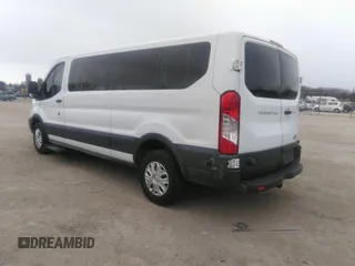 2018 Ford Transit Passenger XL z VIN 1FBZX2ZM6JKA56605, wystawiony jako IAAI lot #39020933 z przebiegiem 89 491 mil mil oraz . Historia ofert i sprzedaży dostępna na DreamBid. Obrazek 3.