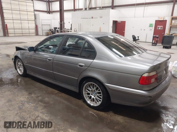 2003 BMW 5 Series 530iA with VIN WBADT63433CK45644, listed as a IAAI auction lot 41850399 with 178,600 mi miles. Bid and sale history available at carsss.com. Image 3.