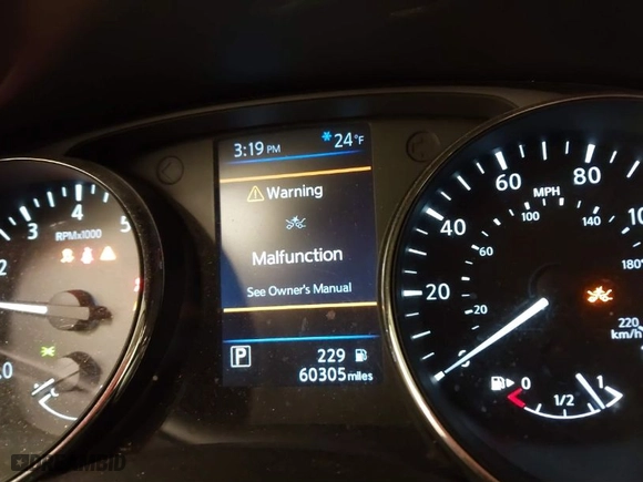 2019 Nissan Rogue SV with VIN 5N1AT2MV1KC798213, listed as a IAAI auction lot 41617636 with 60,305 mi miles. Bid and sale history available at carsss.com. Image 7.