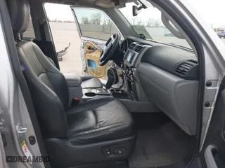 2010 Toyota 4Runner SR5 with VIN JTEZU5JR2A5007733, listed as a IAAI auction lot 41337671 with 93,371 mi miles. Bid and sale history available at carsss.com. Image 5.