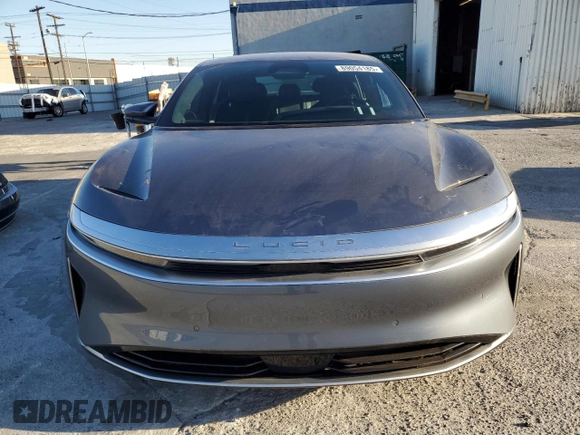 2023 Lucid Air Pure z VIN 50EA1PFA0PA006410, wystawiony jako Copart lot #89054185 z przebiegiem 13 605 mil mil oraz Szkody całkowita. Historia ofert i sprzedaży dostępna na DreamBid. Obrazek 5.