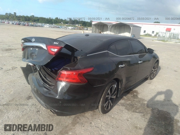 2018 Nissan Maxima SV with VIN 1N4AA6AP7JC388754, listed as a IAAI auction lot 30206672 with 42,084 mi miles. Bid and sale history available at carsss.com. Image 4.