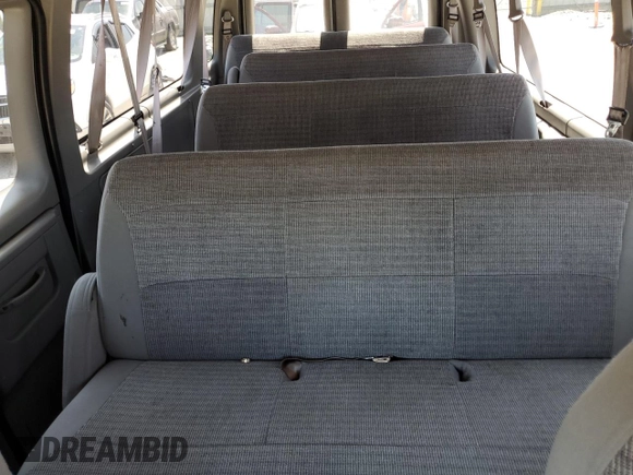 2001 Ford Econoline Passenger XL with VIN 1FBSS31L41HA22362, listed as a Copart auction lot 61076525 with 97,207 mi miles and Salvage title. Bid and sale history available at DreamBid. Image 10.
