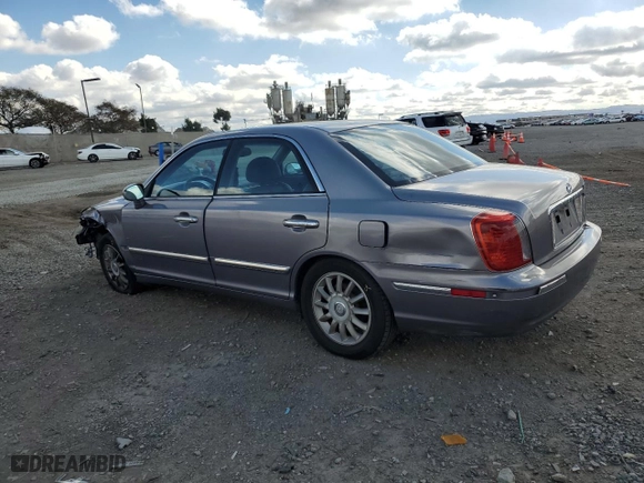 2005 Hyundai XG350 with VIN KMHFU45E05A402284, listed as a Copart auction lot 44553285 with 154,094 mi miles and Salvage Title. Bid and sale history available at carsss.com. Image 2.