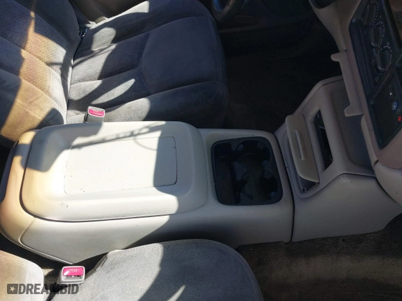 2001 Chevrolet Tahoe LS with VIN 1GNEK13T91R123781, listed as a IAAI auction lot 40609188 with 1 mi miles. Bid and sale history available at carsss.com. Image 14.