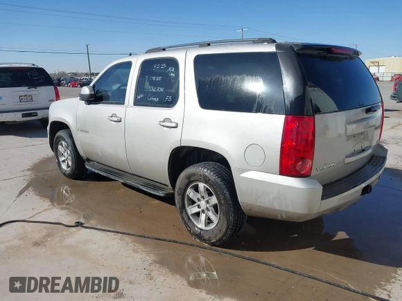 2007 GMC Yukon SLT with VIN 1GKFK13017R172120, listed as a IAAI auction lot 41740463 with 1 mi miles. Bid and sale history available at carsss.com. Image 3.