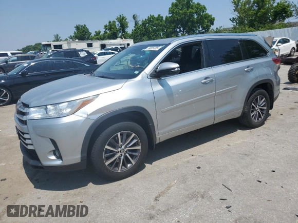 2018 Toyota Highlander SE with VIN 5TDJZRFH9JS814769, listed as a Copart auction lot 59805305 with 138,167 mi miles and Salvage title. Bid and sale history available at DreamBid. Image 1.
