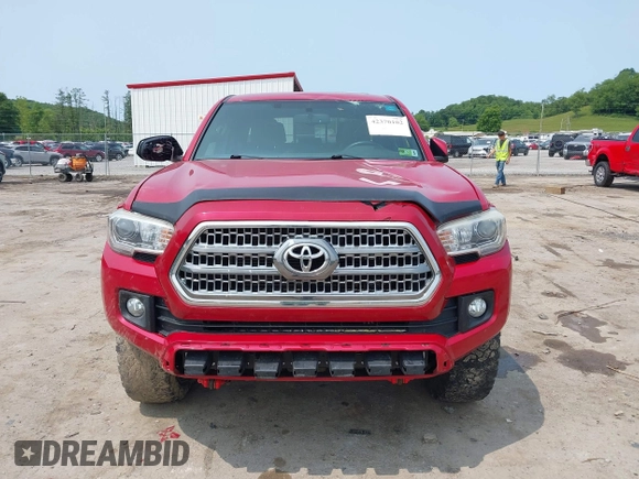 2017 Toyota Tacoma SR5 z VIN 3TMCZ5AN5HM066093, wystawiony jako IAAI lot #42370102 z przebiegiem 115 327 mil mil oraz . Historia ofert i sprzedaży dostępna na DreamBid. Obrazek 12.