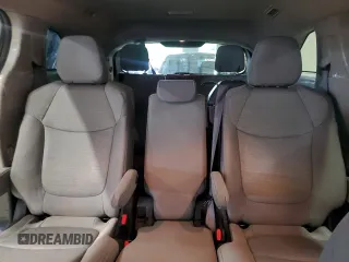 2022 Toyota Sienna LE z VIN 5TDKSKFC7NS046607, wystawiony jako Copart lot #59079205 z przebiegiem 190 151 mil mil oraz Czysty tytuł • Clean title. Historia ofert i sprzedaży dostępna na DreamBid. Obrazek 10.