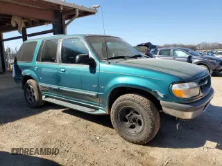 1998 Ford Explorer XLT z VIN 1FMZU32P8WZC33499, wystawiony jako Copart lot #46713545 z przebiegiem 371 924 mil mil oraz Szkoda całkowita • Salvage title. Historia ofert i sprzedaży dostępna na DreamBid. Obrazek 4.
