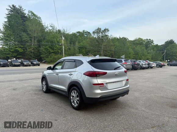 2019 Hyundai Tucson Value z VIN KM8J3CA48KU876515, wystawiony jako Copart lot #59052125 z przebiegiem 106 425 mil mil oraz Czysty tytuł • Clean title. Historia ofert i sprzedaży dostępna na DreamBid. Obrazek 3.