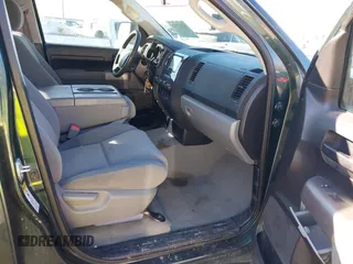 2008 Toyota Tundra z VIN 5TFBV54198X078550, wystawiony jako IAAI lot #41527928 z przebiegiem 190 483 mil mil oraz . Historia ofert i sprzedaży dostępna na DreamBid. Obrazek 5.