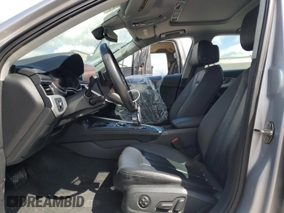 2017 Audi A4 Premium Plus with VIN WAUENAF42HN010323, listed as a Copart auction lot 58023345 with 83,139 mi miles and Salvage title. Bid and sale history available at DreamBid. Image 7.