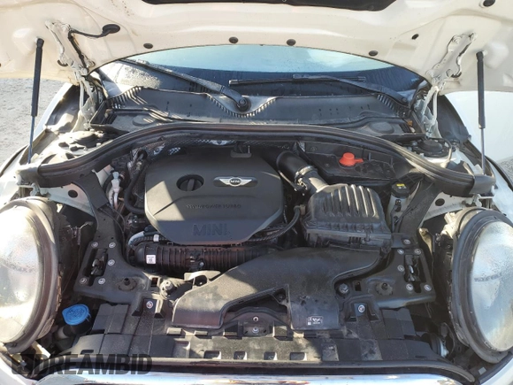 2017 MINI Clubman Cooper S with VIN WMWLN9C53H2E48646, listed as a Copart auction lot 81617954 with 68,255 mi miles and Non Repairable. Bid and sale history available at carsss.com. Image 12.
