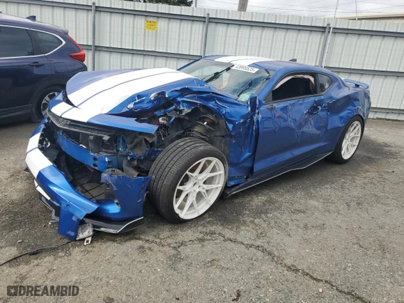 2018 Chevrolet Camaro 1LT with VIN 1G1FB1RS9J0168700, listed as a Copart auction lot 43995525 with 80,711 mi miles and Salvage Title. Bid and sale history available at carsss.com. Image 1.