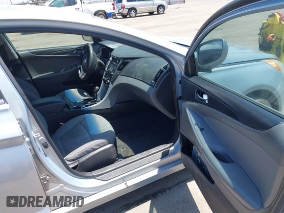 2013 Hyundai Sonata GLS with VIN 5NPEB4AC8DH633421, listed as a IAAI auction lot 42465981 with 116,349 mi miles and . Bid and sale history available at DreamBid. Image 5.